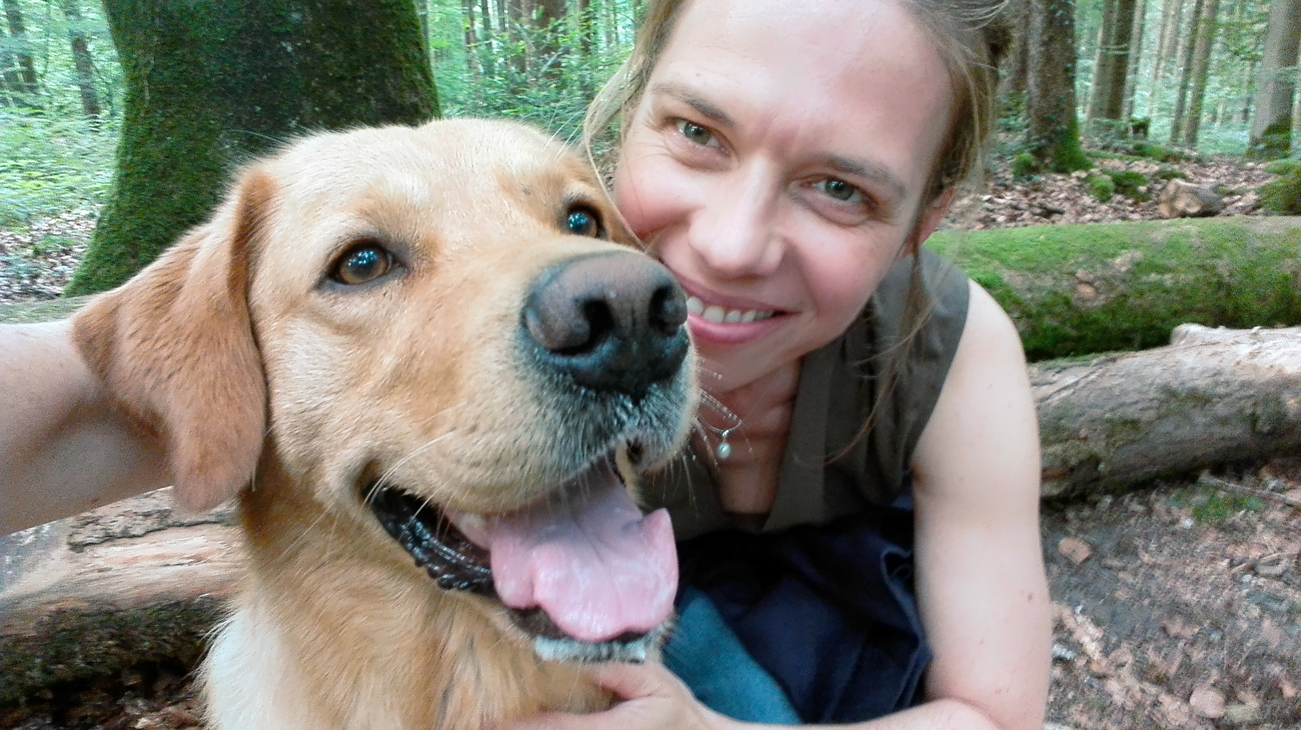 Claudia Schedler mit Hund „Frodo“ ©Claudia Schedler