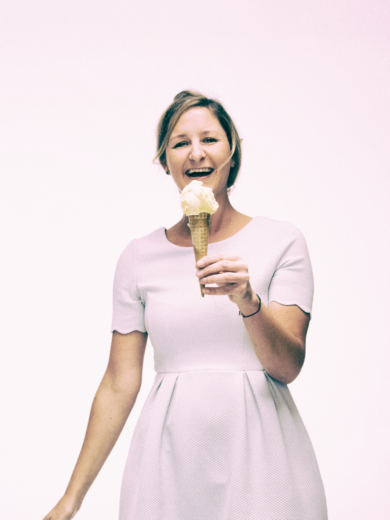 Katarina Rankovic - Schwarz auf Weiss
