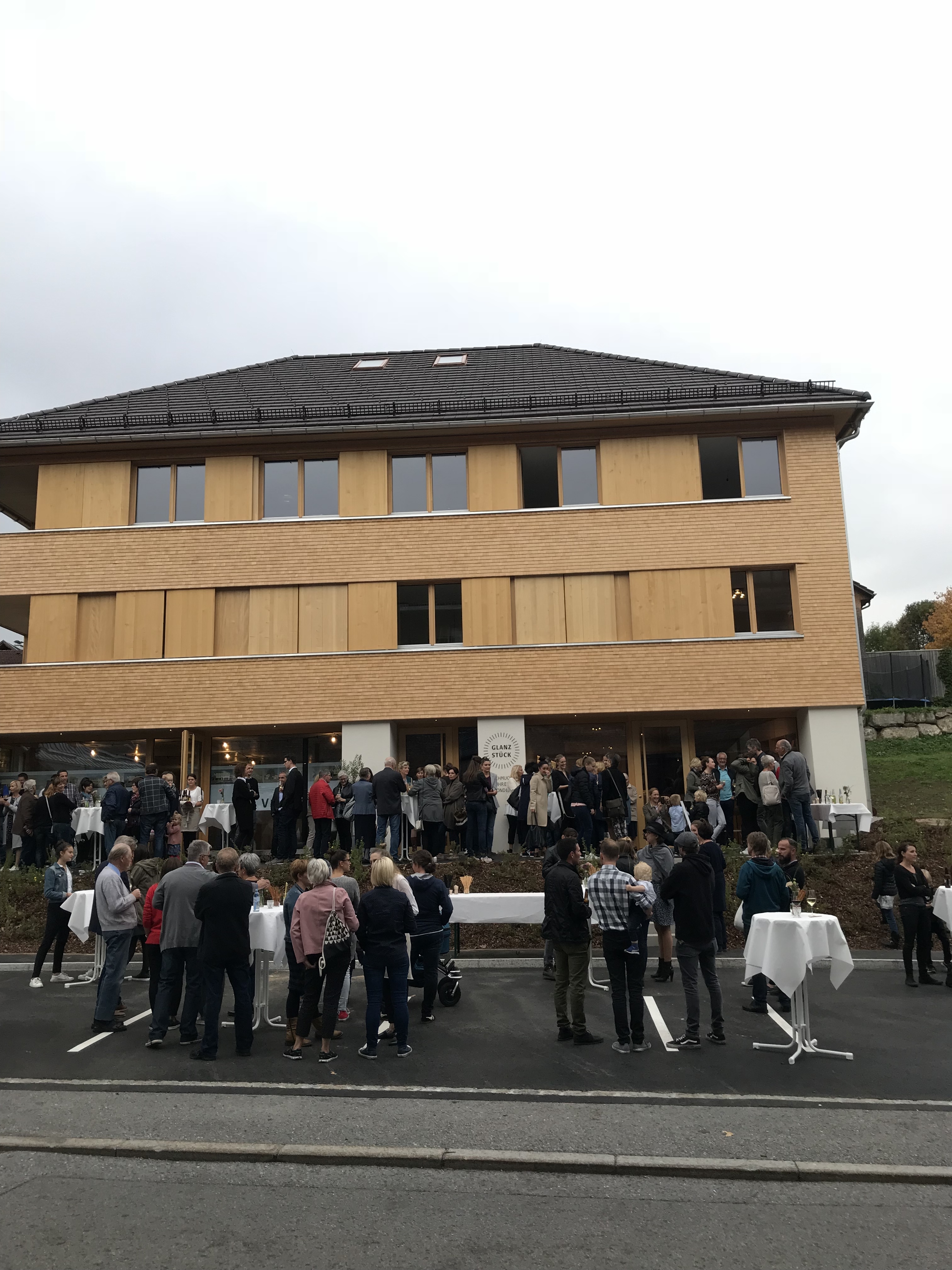 Eröffnung neues „Glanzstück“ in Hittisau; Foto: ©“Schwarz auf Weiß“